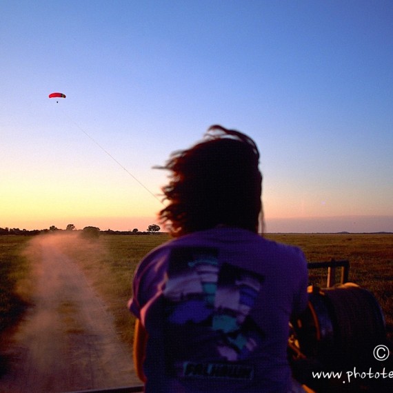 www.phototeam-nature.com-antognelli-namibie-parapente-treuil