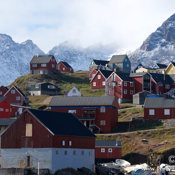 www.phototeam-nature.com-antognelli-greenland-expedition-kayak-tasiilaq