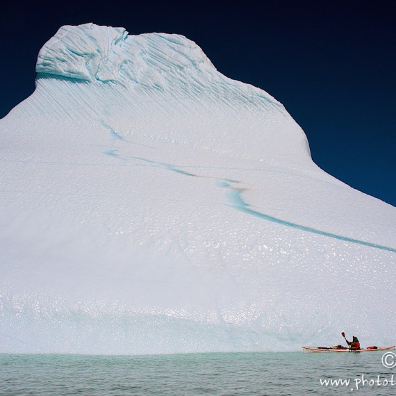 www.phototeam-nature.com-antognelli-groenland-greenland-expedition-kayak-kokatat-sea kayaking uk-reed-iceberg