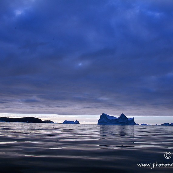 www.phototeam-nature.com-antognelli-greenland-kayak-expedition-