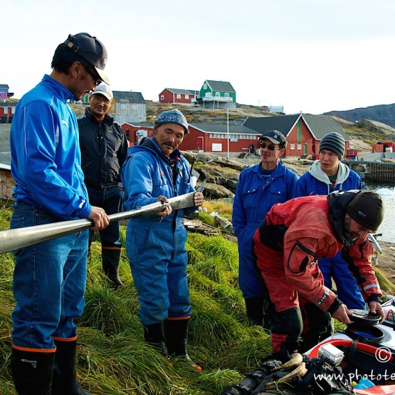 www.phototeam-nature.com-antognelli-greenland-kayak-expedition-nuussuaq-kokatat-sea kayaking UK- northern light paddle-tasiusaq