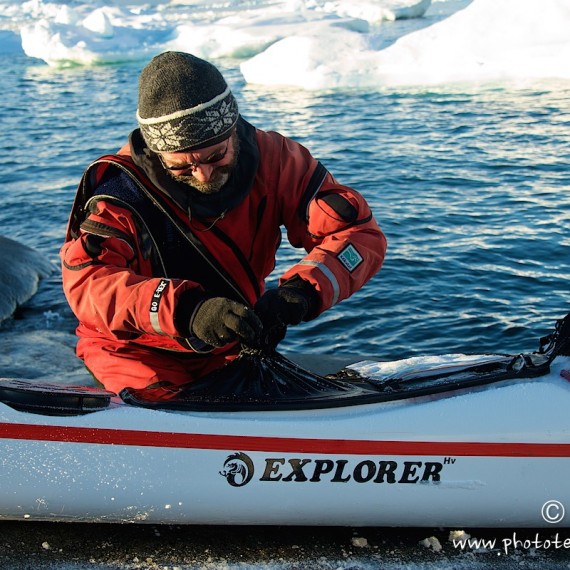 www.phototeam-nature.com-antognelli-greenland-kayak-expedition-nuussuaq-kokatat-sea kayaking UK- northern light paddle