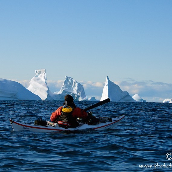 www.phototeam-nature.com-antognelli-greenland-kayak-expedition-nuussuaq-kokatat-sea kayaking UK- northern light paddle