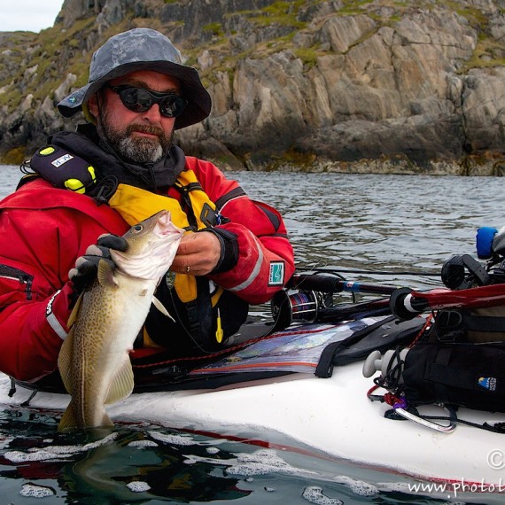 www.phototeam-nature.com-antognelli-groenland-greenland-expedition-kayak-kokatat-sea kayaking uk-morue-peche