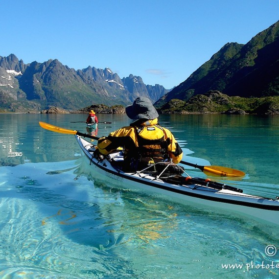 www.phototeam-nature.com-antognelli-norvege-lofoten-kayak-expedition-kokatat