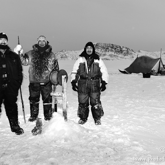 www.phototeam-nature.com-antognelli-greenland-nuussuaq-fisherman-halibut