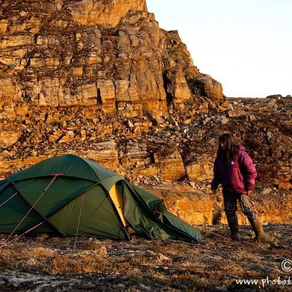 www.phototeam-nature.com-antognelli-greenland-kayak-expedition-tent-hilleberg