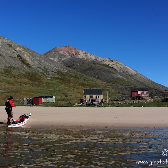 www.phototeam-nature.com-qaanaaq-greenland-expedition-kayak-antognelli-siorapaluk