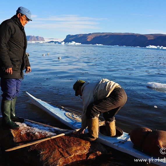 www.phototeam-nature.com-qaanaaq-greenland-kayak-antognelli